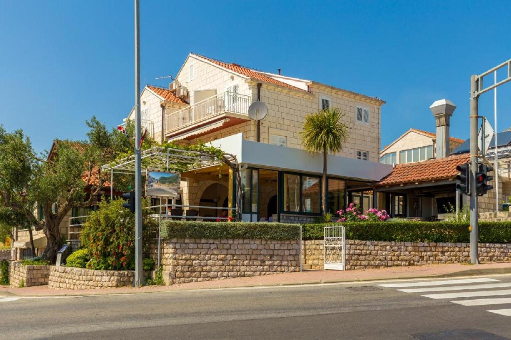 Pansion Srebreno Hotel Mlini Exterior photo